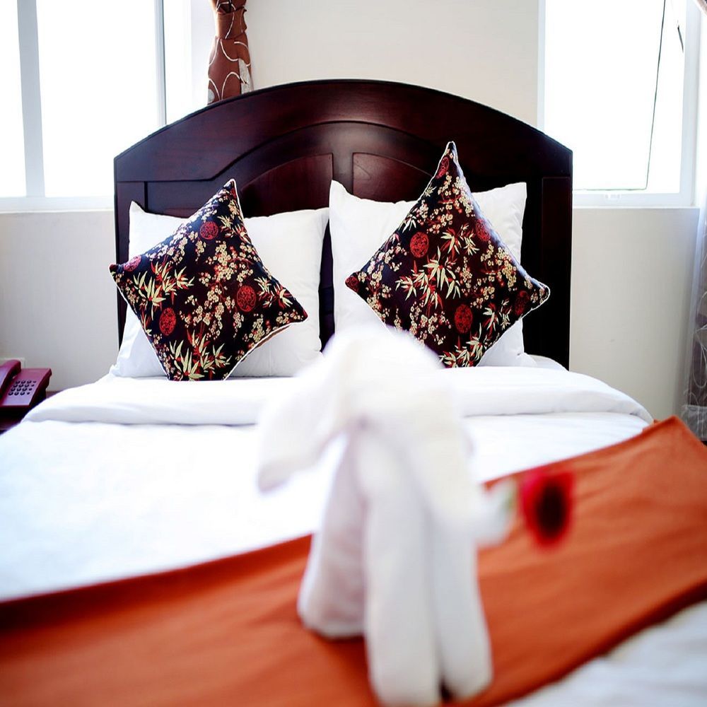 Osaka Hotel Da Nang Bagian luar foto