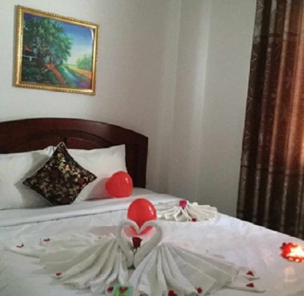 Osaka Hotel Da Nang Bagian luar foto