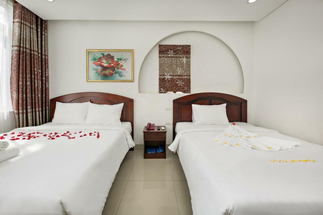 Osaka Hotel Da Nang Bagian luar foto