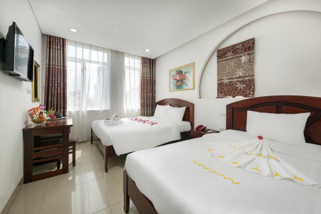 Osaka Hotel Da Nang Bagian luar foto