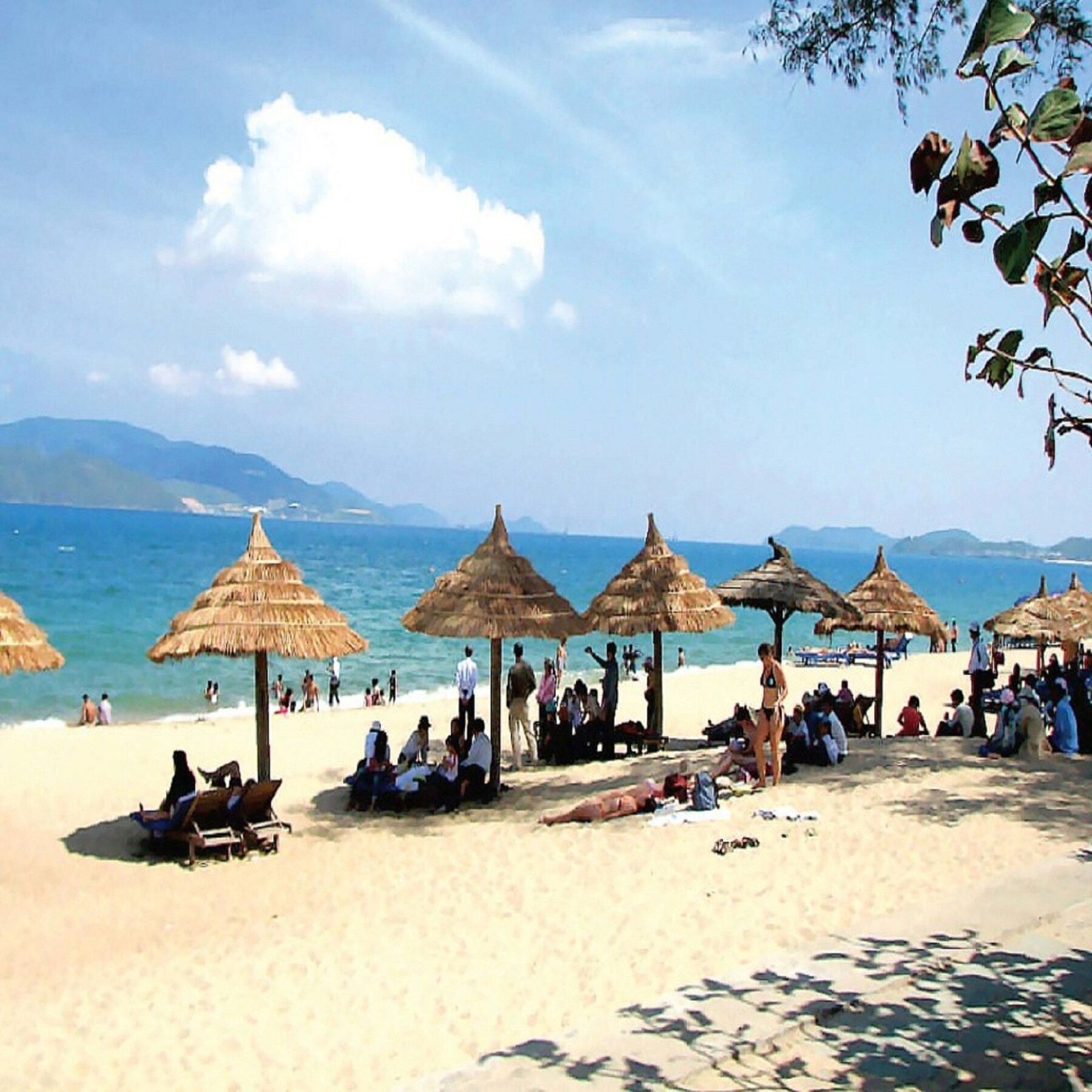 Osaka Hotel Da Nang Bagian luar foto