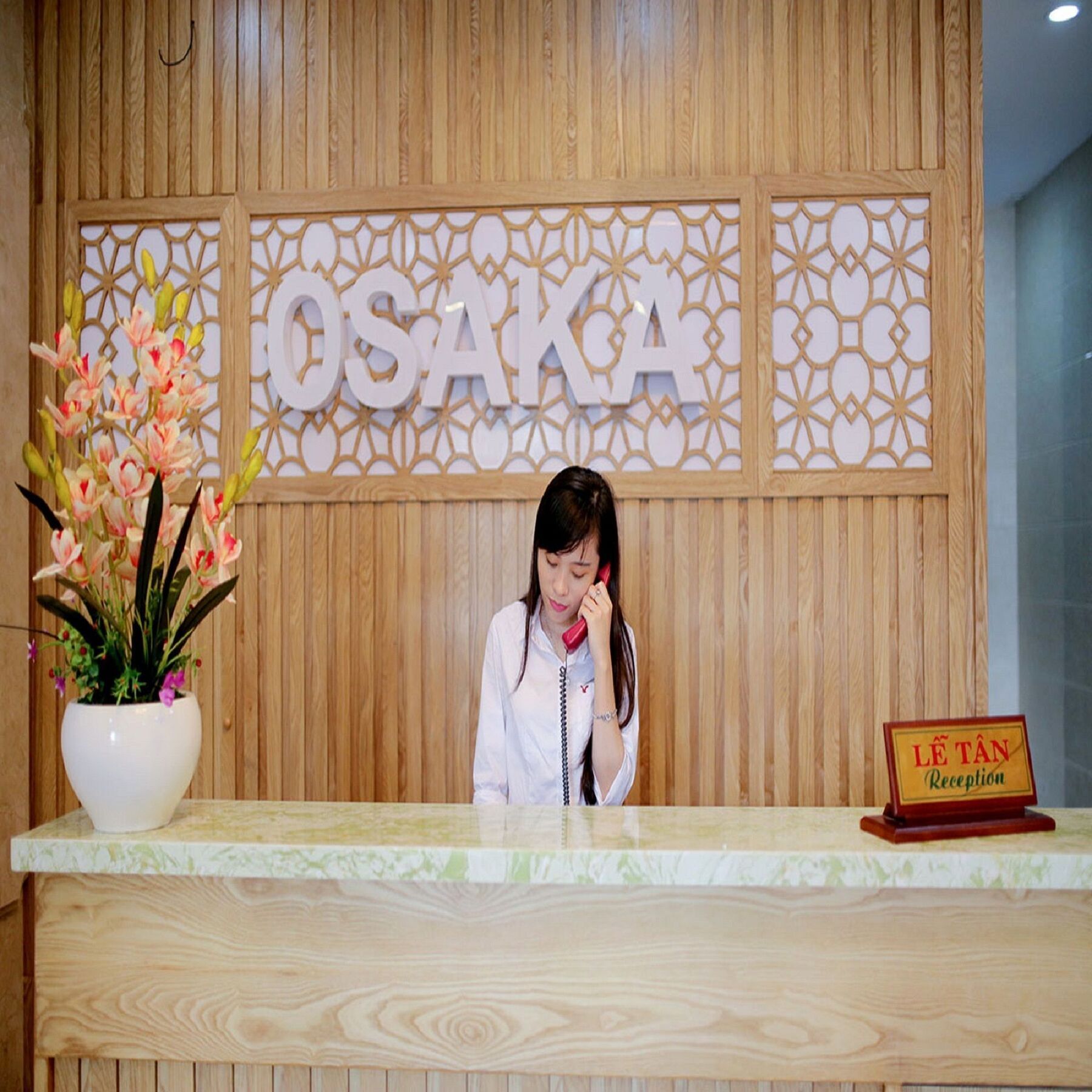 Osaka Hotel Da Nang Bagian luar foto