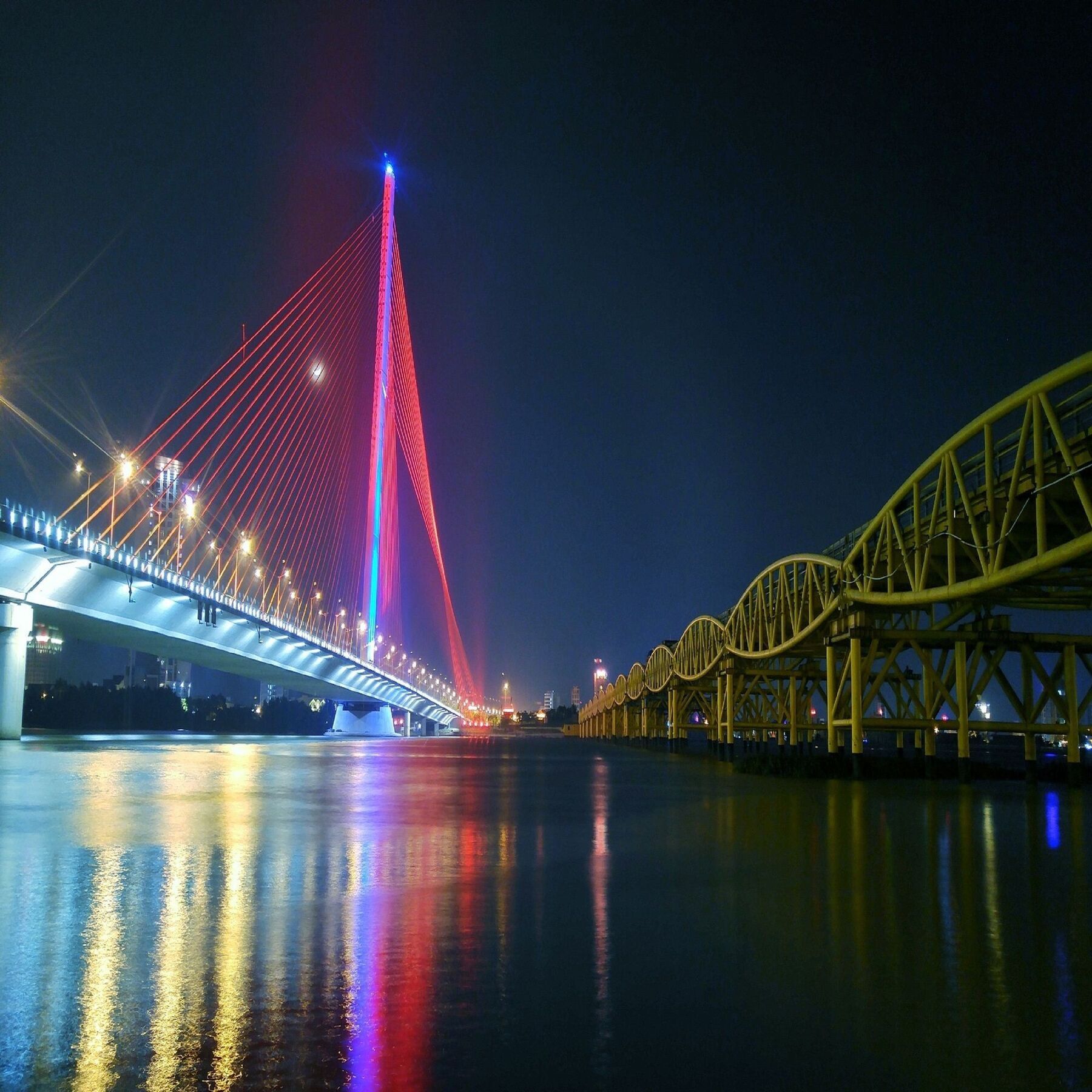 Osaka Hotel Da Nang Bagian luar foto